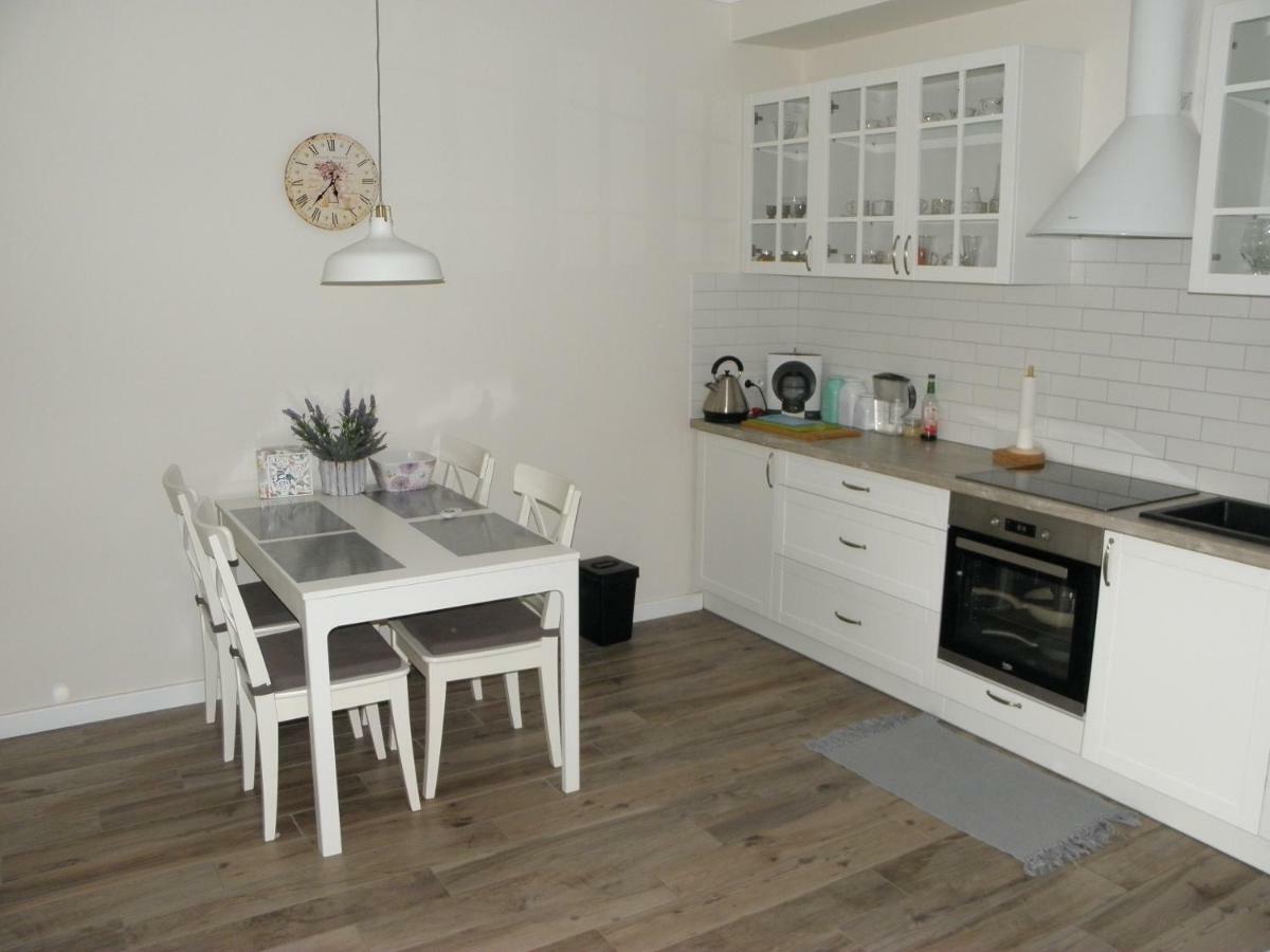 Apartament Z Ogrodkiem 波别罗沃 外观 照片