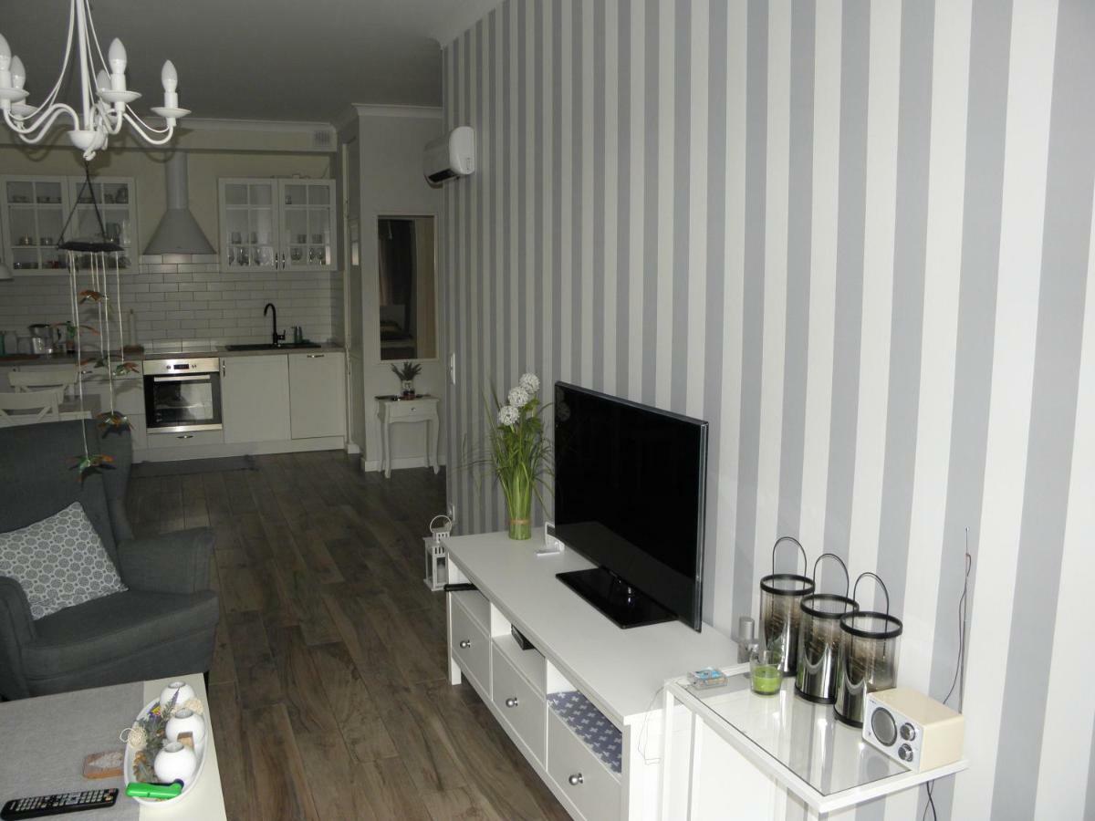 Apartament Z Ogrodkiem 波别罗沃 外观 照片